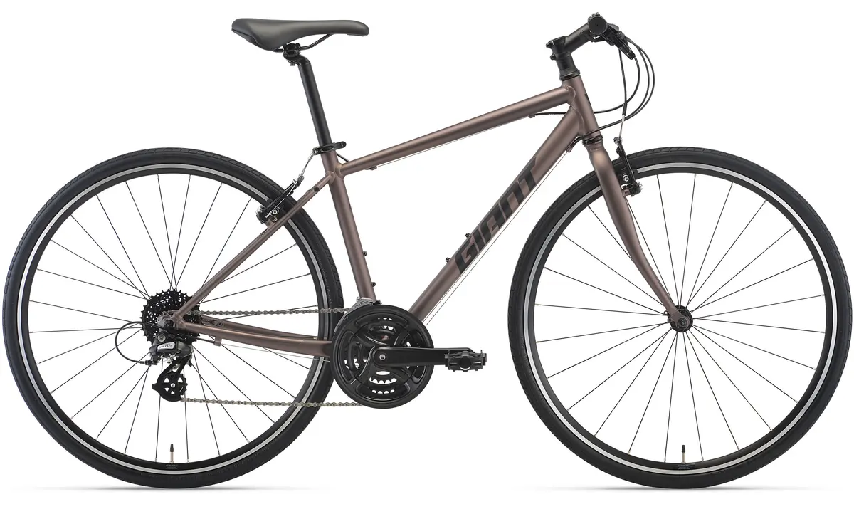 GIANT Escape R3 2026 Matt Mocha Brownの公式商品画像
